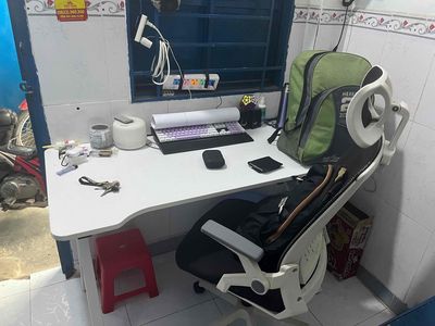 Bộ bàn ghế gaming hiện đại. Mua bán Bàn ghế tại Thành phố Thủ Đức Tp Hồ Chí Minh được đăng bởi Quang Hoang