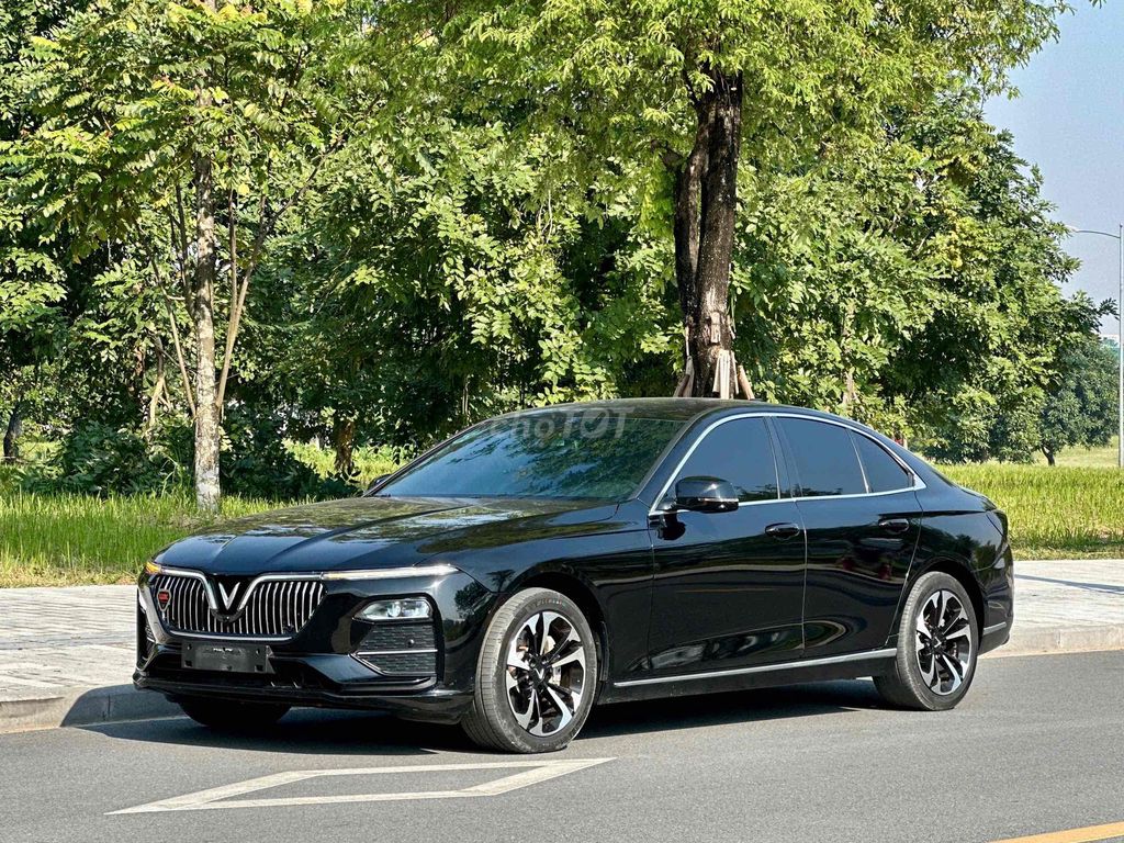 VinFast Lux A Plus 2021 Đen 36000 km. Mua bán Ô tô tại Quận Thanh Xuân Hà Nội được đăng bởi Cường Auto 266 hình 2