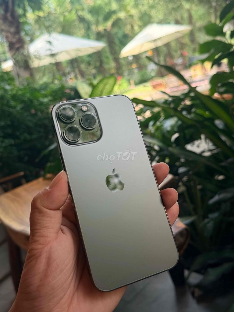 Apple iPhone 13 Pro Max Xám Đã sử dụng. Mua bán Điện thoại tại Quận Tây Hồ Hà Nội được đăng bởi Huy Huấn hình 1