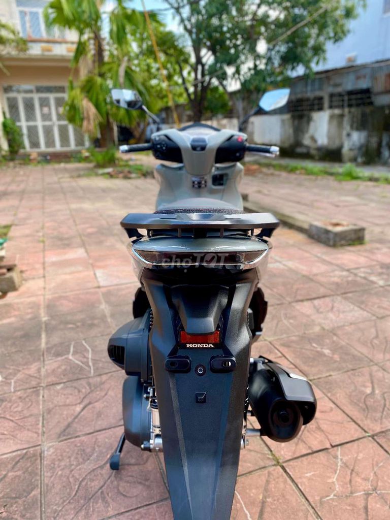 Siêu phẩm SH 350i Máy THÁI 2022 Lướt 3.500Km. Mua bán Xe máy tại Quận Ninh Kiều Cần Thơ được đăng bởi Xe Máy TÂN LIÊN HƯNG 1 91B hình 4