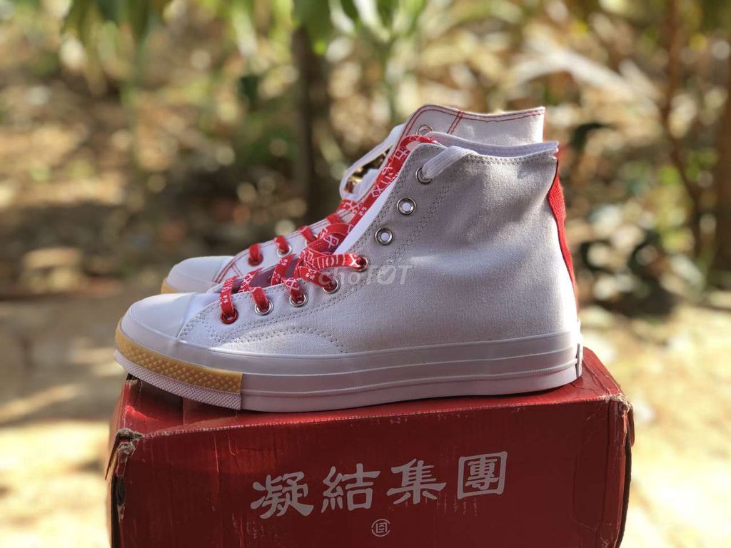 Giày converse size 43 mới