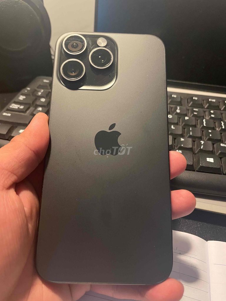 Apple iPhone 15 Pro Max 256GB Đen. Mua bán Điện thoại tại Quận Kiến An Hải Phòng được đăng bởi Trần Hải Anh hình 1