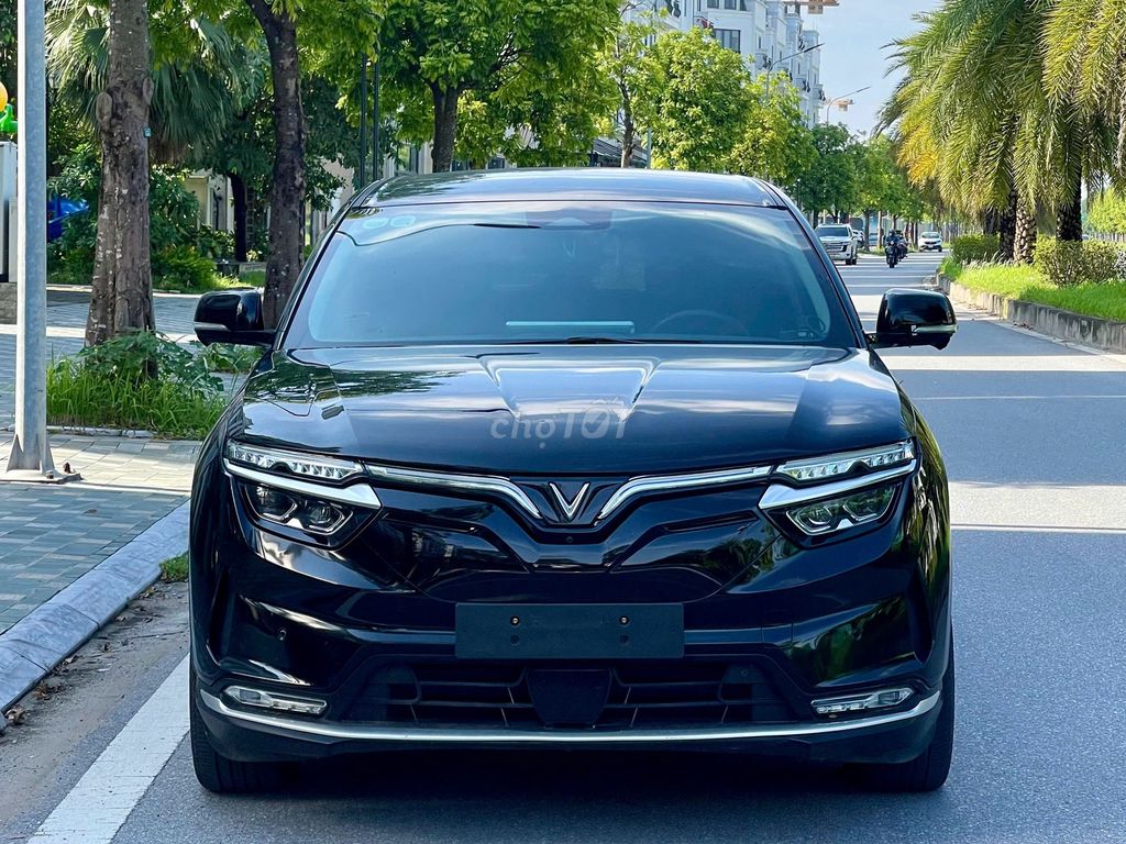 Vinfast VF8 Eco 2023 Pin CATL - Ưu đãi tổng 120TR. Mua bán Ô tô tại Quận Thanh Xuân Hà Nội được đăng bởi Mr Phúc Vinfast lướt hình 1
