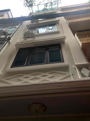 Nhà Trần Quốc Hoàn 45m x 4T full đồ. ô tô bàn cờ. giá rẻ. Cho thuê nhà ở tại Quận Cầu Giấy Hà Nội được đăng bởi Phạm Hoài Nam