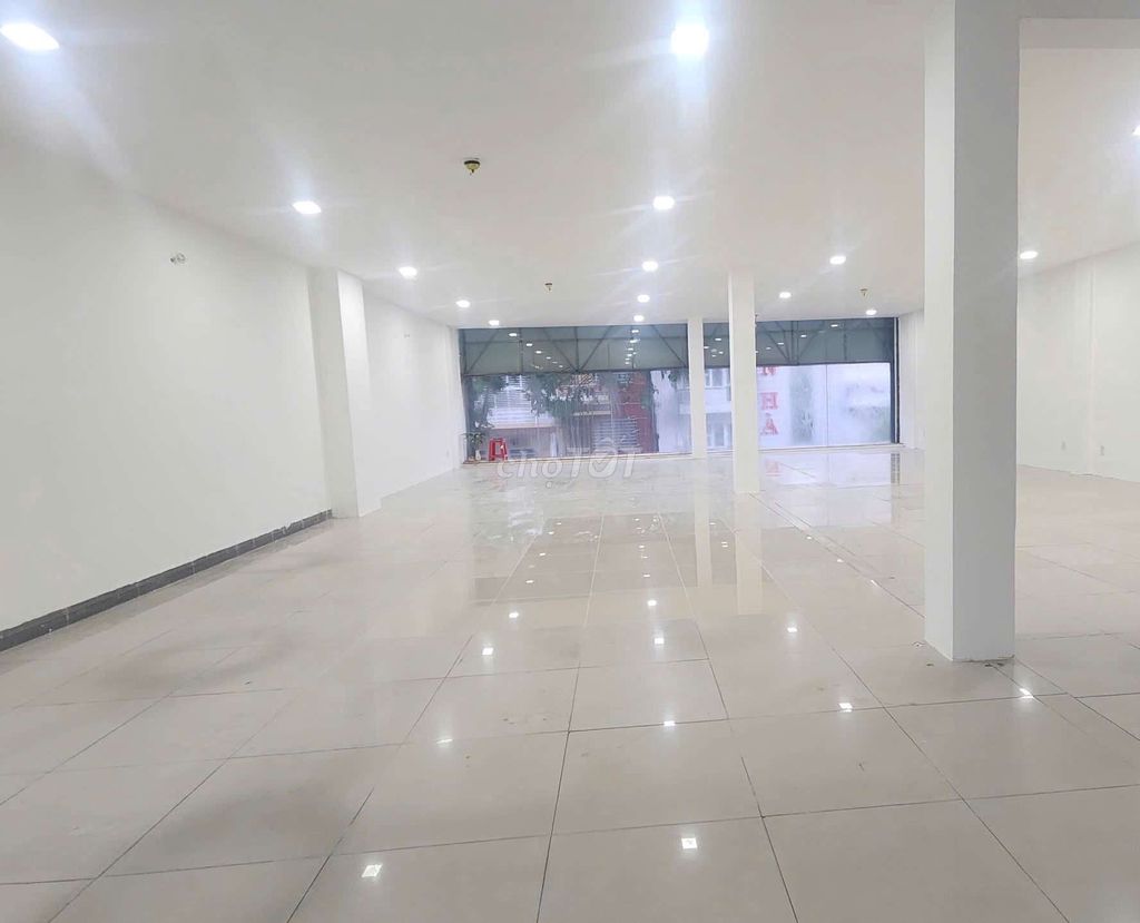 Cho thuê nhà 5 lầu KDC Chánh Nghĩa, Thủ Dầu Một. Cho thuê văn phòng, mặt bằng kinh doanh tại Thành phố Thủ Dầu Một Bình Dương được đăng bởi Phùng Huy Lâm hình 1