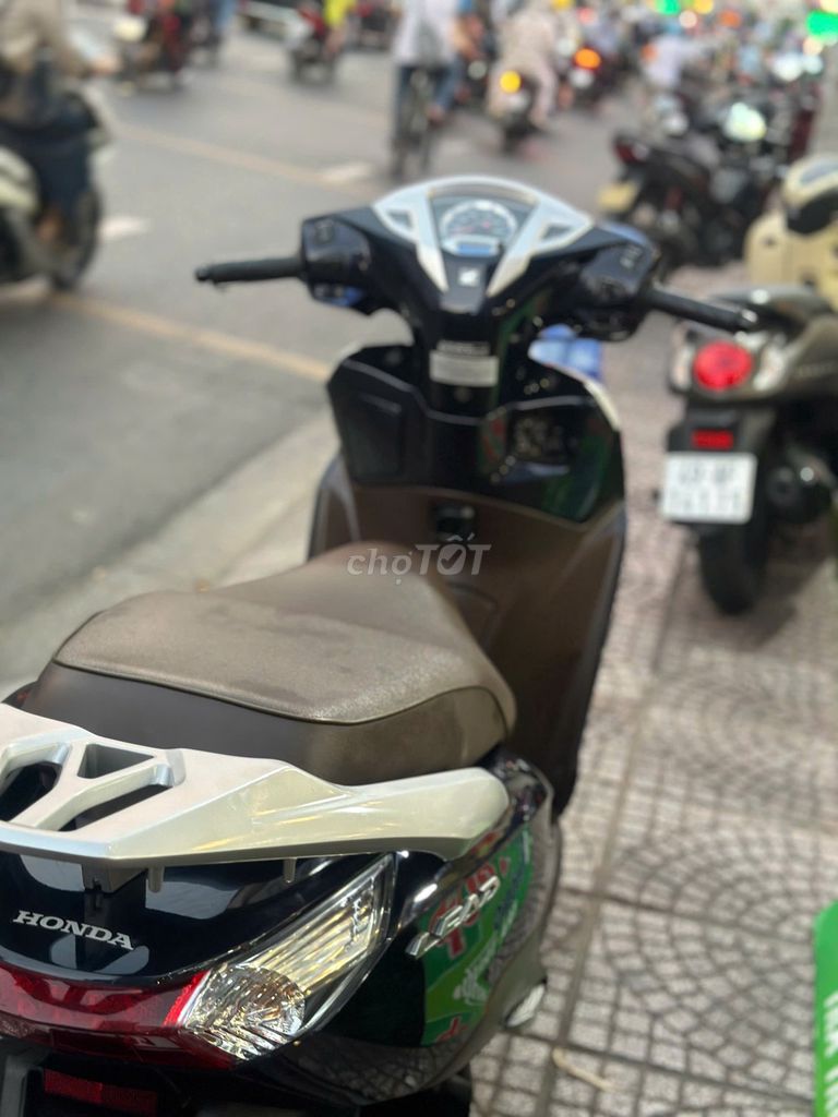 Honda Lead 125cc 2016 bs 59h1-65297. Mua bán Xe máy tại Quận Phú Nhuận Tp Hồ Chí Minh được đăng bởi MrS Linh Xe39 hình 5