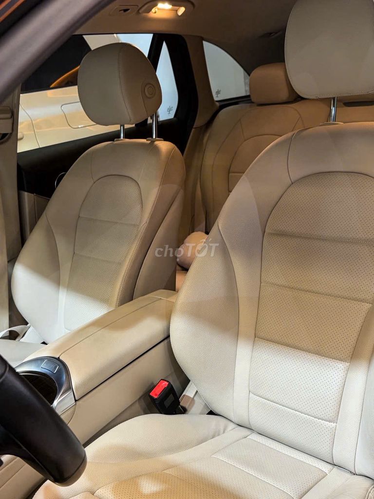 Mercedes-Benz GLC200 2021. Mua bán Ô tô tại Thành phố Thủ Đức Tp Hồ Chí Minh được đăng bởi HB AUTO  hình 7