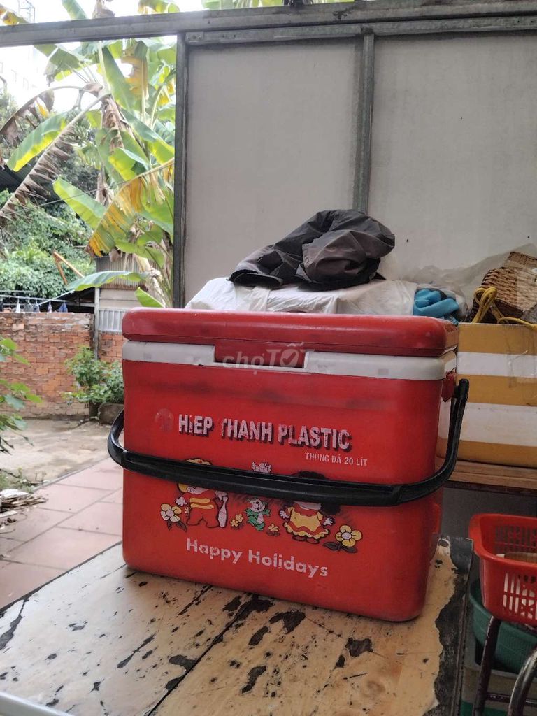 Thùng đá Hiệp Thành Plastic 20 lít Đỏ. Mua bán Dụng cụ nhà bếp tại Thành phố Phú Quốc Kiên Giang được đăng bởi Vườn Xanh nhà Tô hình 1