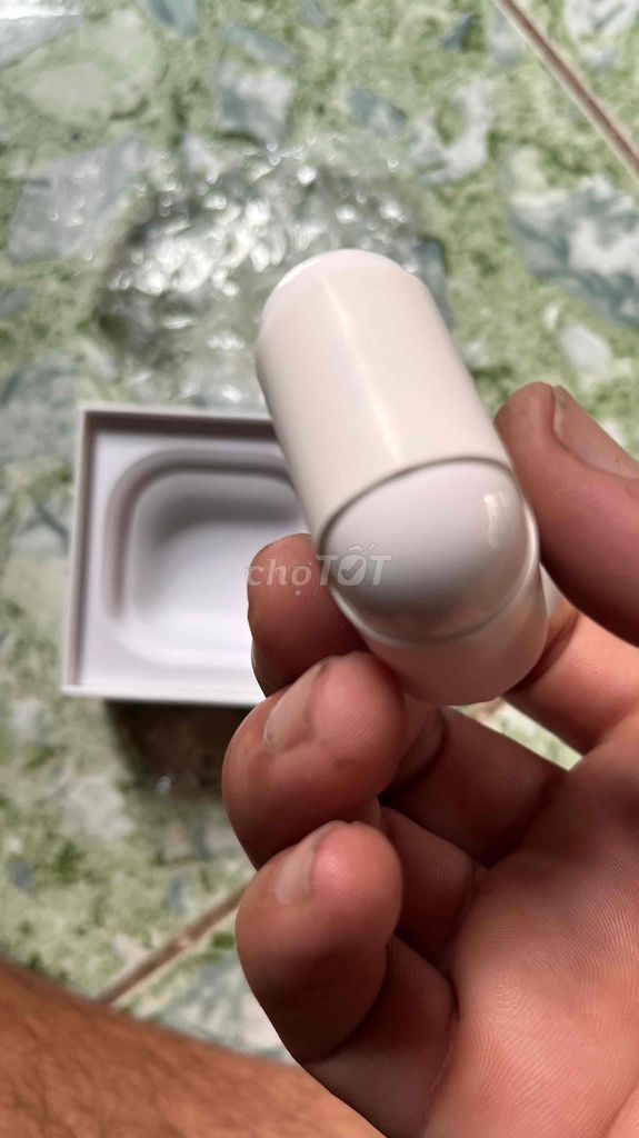 Tai nghe Apple AirPods Trắng Mới. Mua bán Tivi, Âm thanh tại Huyện Sơn Tịnh Quảng Ngãi được đăng bởi Tấn phát   hình 1