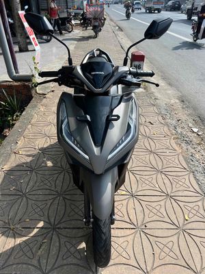 Vario 150 2021 vàng cát cọp.