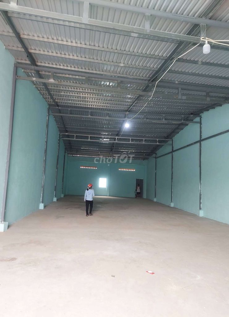 CHO THUÊ KHO XƯỞNG SX 400M² Đ XE CÔNG 40F, LÊ TRỌNG TẤN