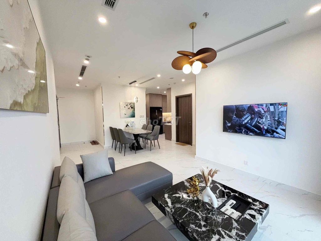 3-комнатные апартаменты VINHOMES GRAND PARK в аренду