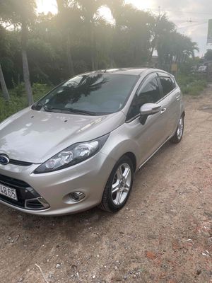 Ford Fiesta 2011 1.6 AT Hatchback - 134000 km. Mua bán Ô tô tại Quận Tân Bình Tp Hồ Chí Minh được đăng bởi Tai anh
