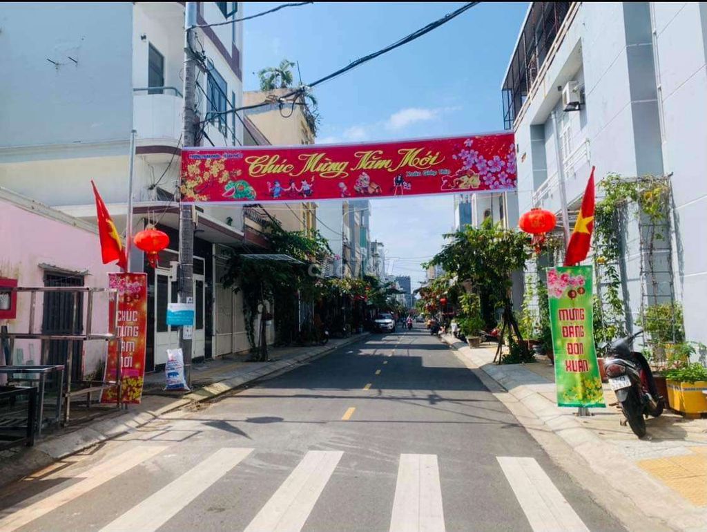Bán nhà mặt tiền Huỳnh Lý, Hải Châu, Đà Nẵng gần Cầu Thuận Phước