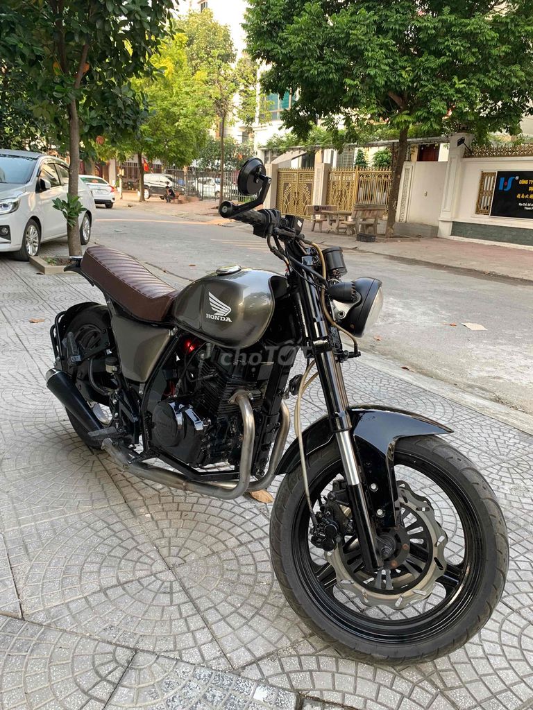 Rebel Cafe Racer 150cc Xám. Mua bán Xe máy tại Thành phố Bắc Ninh Bắc Ninh được đăng bởi Tân hình 2