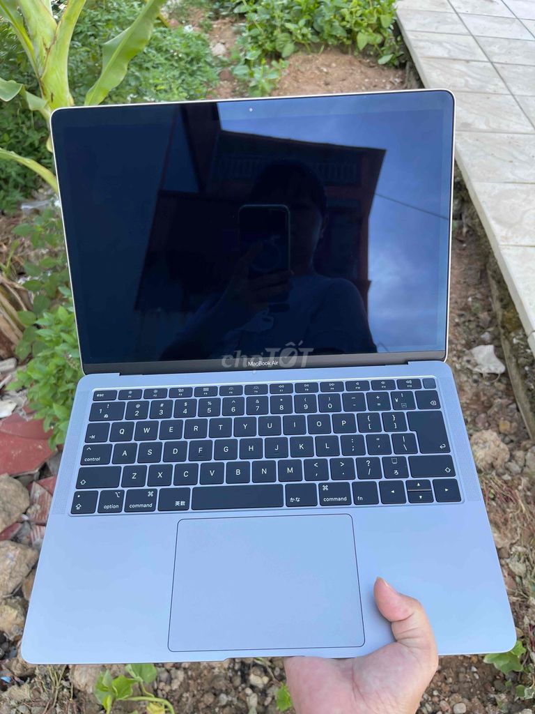Apple MacBook Air 2018 i5 13.3 inch 8GB/256GB Xám. Mua bán Laptop tại Thành phố Bắc Ninh Bắc Ninh được đăng bởi Lương Bích Luyên  hình 1