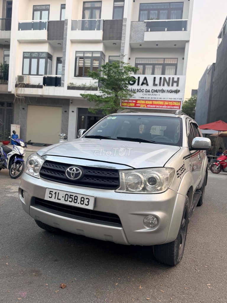 Toyota FOTUNER 2009 máy dầu xe zin máy zin êm rẻ. Mua bán Ô tô tại Thành phố Thuận An Bình Dương được đăng bởi Kim Nam Auto Tom  hình 3