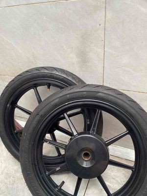 BÁN GẤP CẶP MÂM 8C X1R LUÔN VỎ ROSSO MỚI KENG. Mua bán Phụ tùng xe tại Quận Tân Bình Tp Hồ Chí Minh được đăng bởi Nguyễn Đoàn Minh Khang