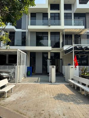 CHO THUÊ NHÀ PHỐ KHU COMPOUD BV 24/7 13TR/TH 1T2L 