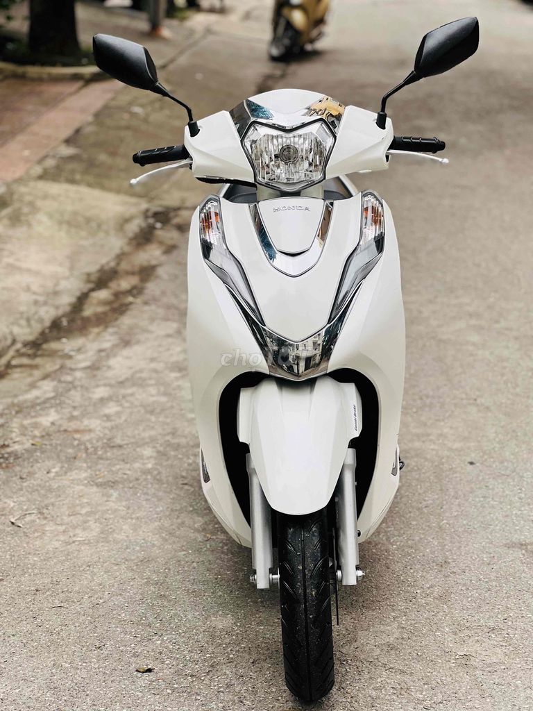 Chào Bán Lead 4val . hỗ trợ góp 9 tr nhận xe. Mua bán Xe máy tại Quận Cầu Giấy Hà Nội được đăng bởi Xe Máy Đoàn Văn Cam Kết Đúng Ảnh Đúng Biển Đúng Giá Trị hình 10