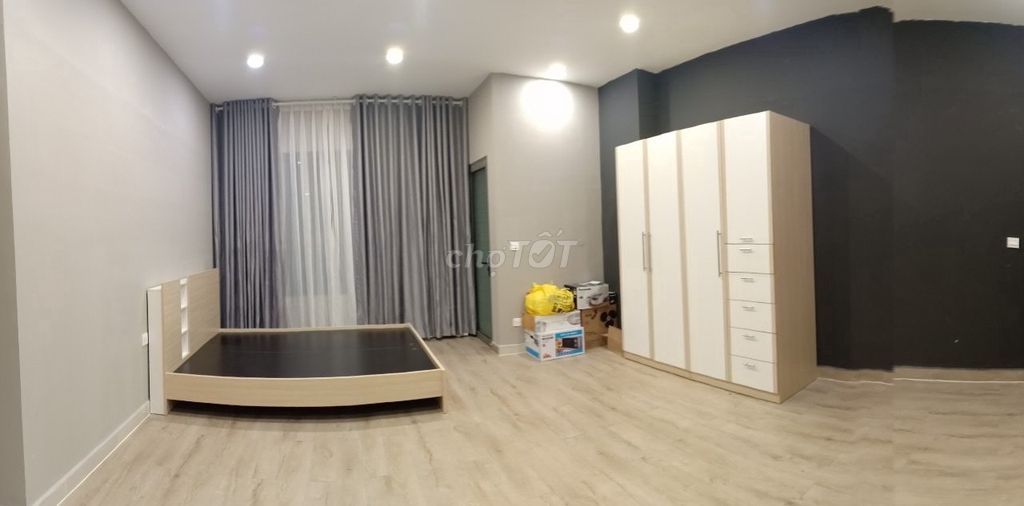 OT 38m2, DDNT, Ở Ngay, Free PQL, Tầng Cao View đẹp, Sunrise City View