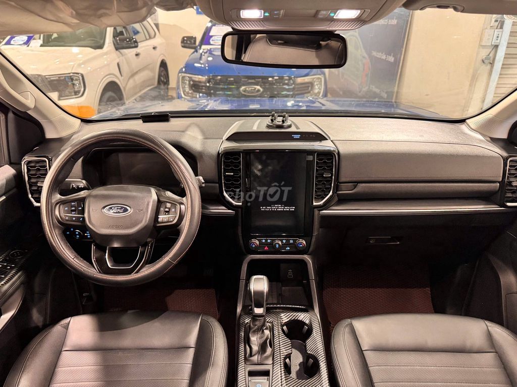 Ford Everest Sport 2024. Mua bán Ô tô tại Quận 1 Tp Hồ Chí Minh được đăng bởi Quốc Tuấn xe lướt Sài Gòn Ford hình 4