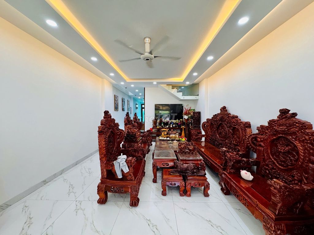 CHO THUÊ NHÀ Ở KINH DOANH CÓ THANG MÁY 4 PHÒNG NGỦ FULL NỘI THẤT KHU