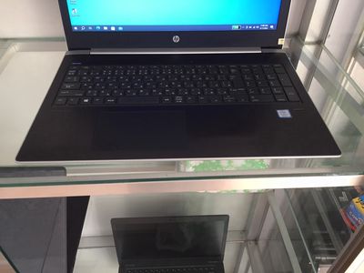 Laptop HP 450 G5 I5 7200U. Ram 8G. SSD 256G. 15''6