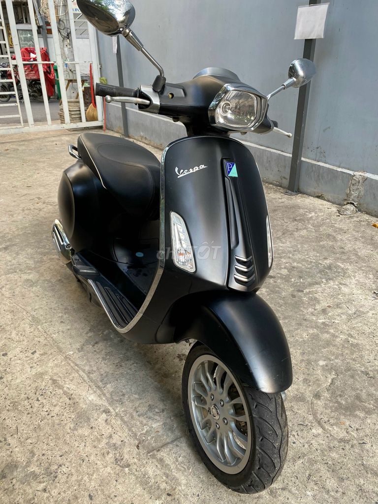 Xe tay ga Vespa sprint abs125 2018 đen nhám mới90%. Mua bán Xe máy tại Quận 7 Tp Hồ Chí Minh được đăng bởi La Vy hình 4