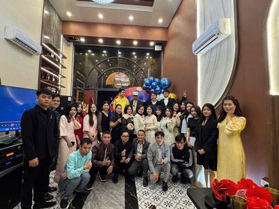 Bạch Mai Cần tuyển nhân viên giao hàng xe máy