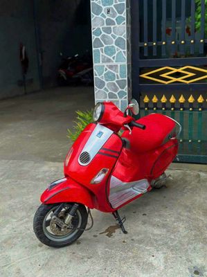 Piaggio Vespa LX màu Đỏ. Mua bán Xe máy tại Quận Bình Tân Tp Hồ Chí Minh được đăng bởi Minh Quân