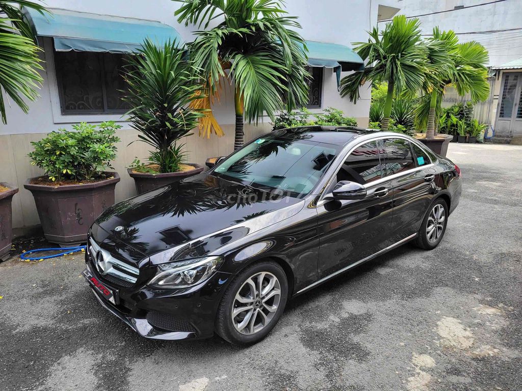 Mercedes Benz C Class 2018 C200 - 81000 km. Mua bán Ô tô tại Quận Gò Vấp Tp Hồ Chí Minh được đăng bởi Thức hình 1