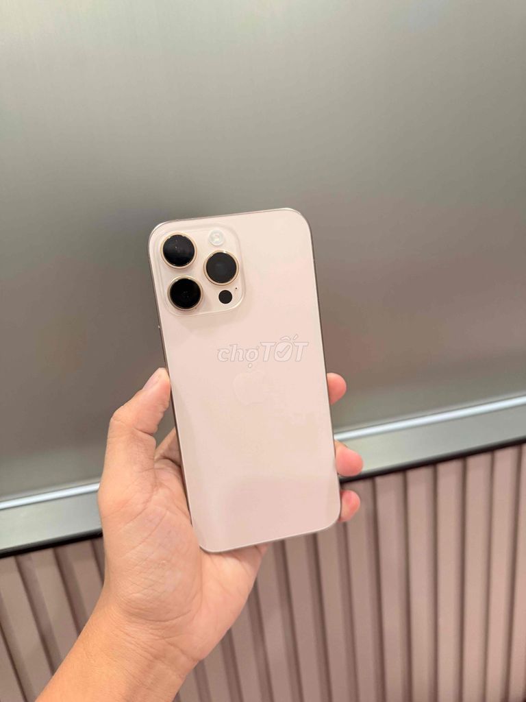 iPhone 16 Pro Max 256G Quốc Tế Full. Mua bán Điện thoại tại Quận Thanh Khê Đà Nẵng được đăng bởi Sky Phone hình 1