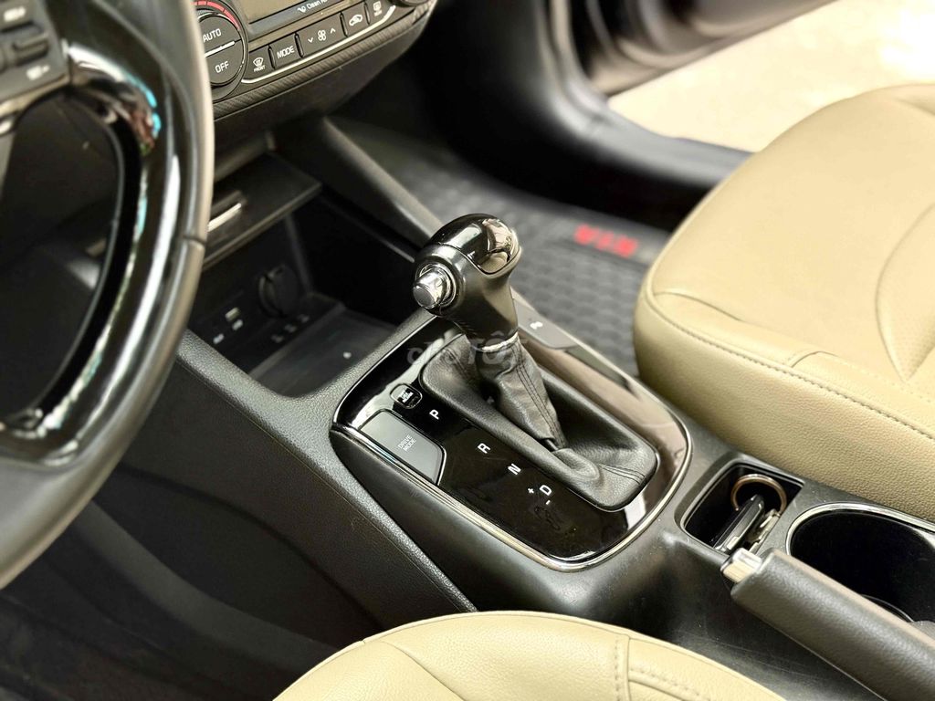 Kia Cerato 2018 2.0 AT - siêu đẹp. Mua bán Ô tô tại Quận Tân Phú Tp Hồ Chí Minh được đăng bởi Lê Băng Vinh hình 12