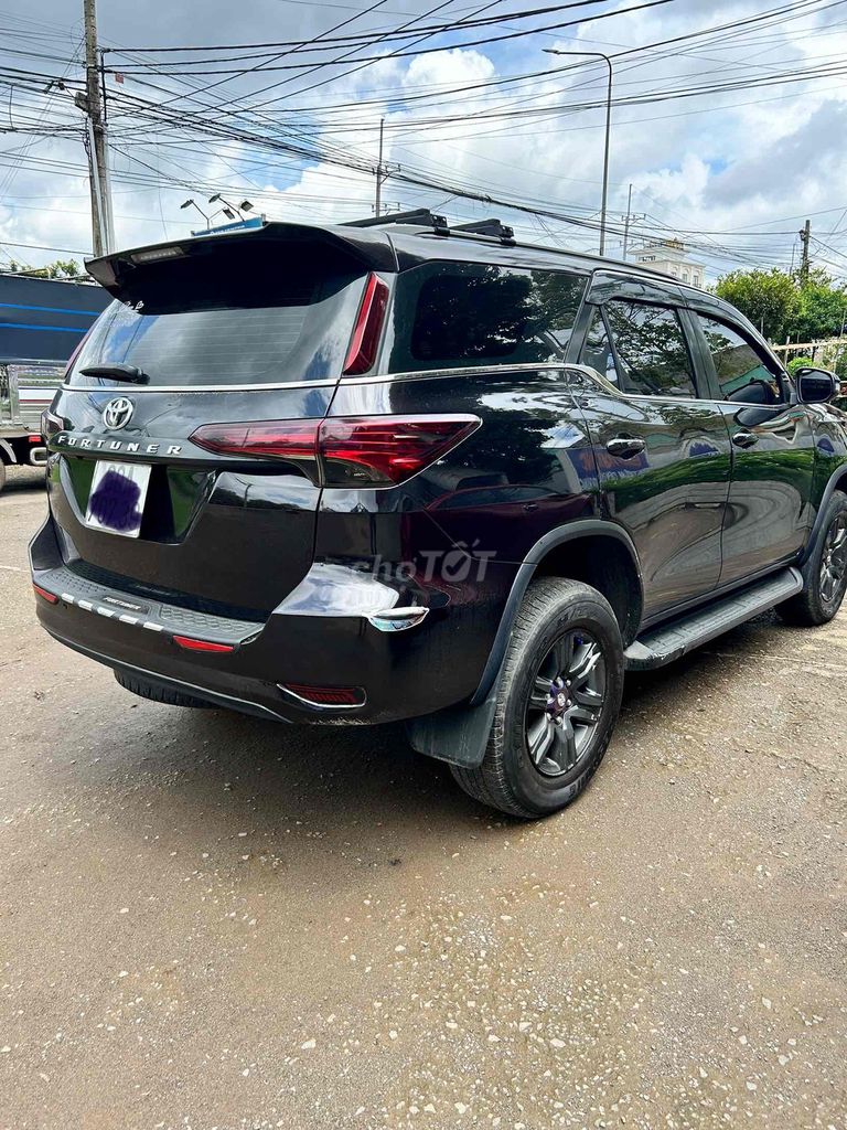 Toyota Fortuner 2019 2.4G 4x2 MT - 220000 km. Mua bán Ô tô tại Huyện Tân Phú Đồng Nai được đăng bởi Đạt hình 1