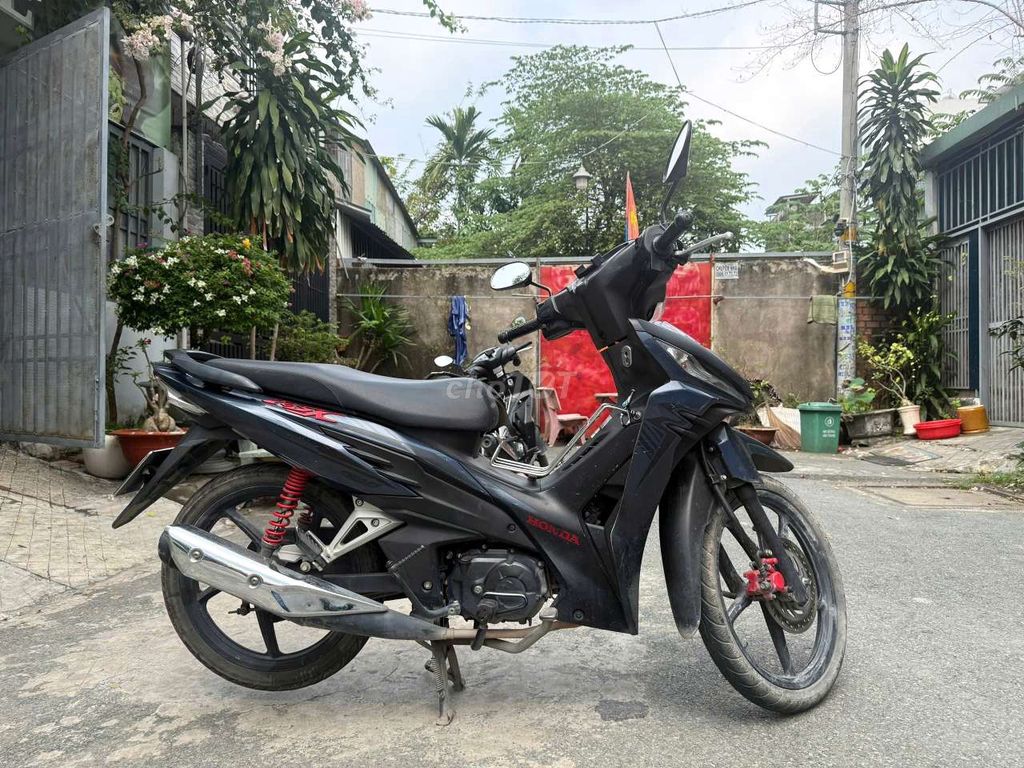 Xe Wave RSX 2019. Mua bán Xe máy tại Quận 12 Tp Hồ Chí Minh được đăng bởi Mèo con hình 2