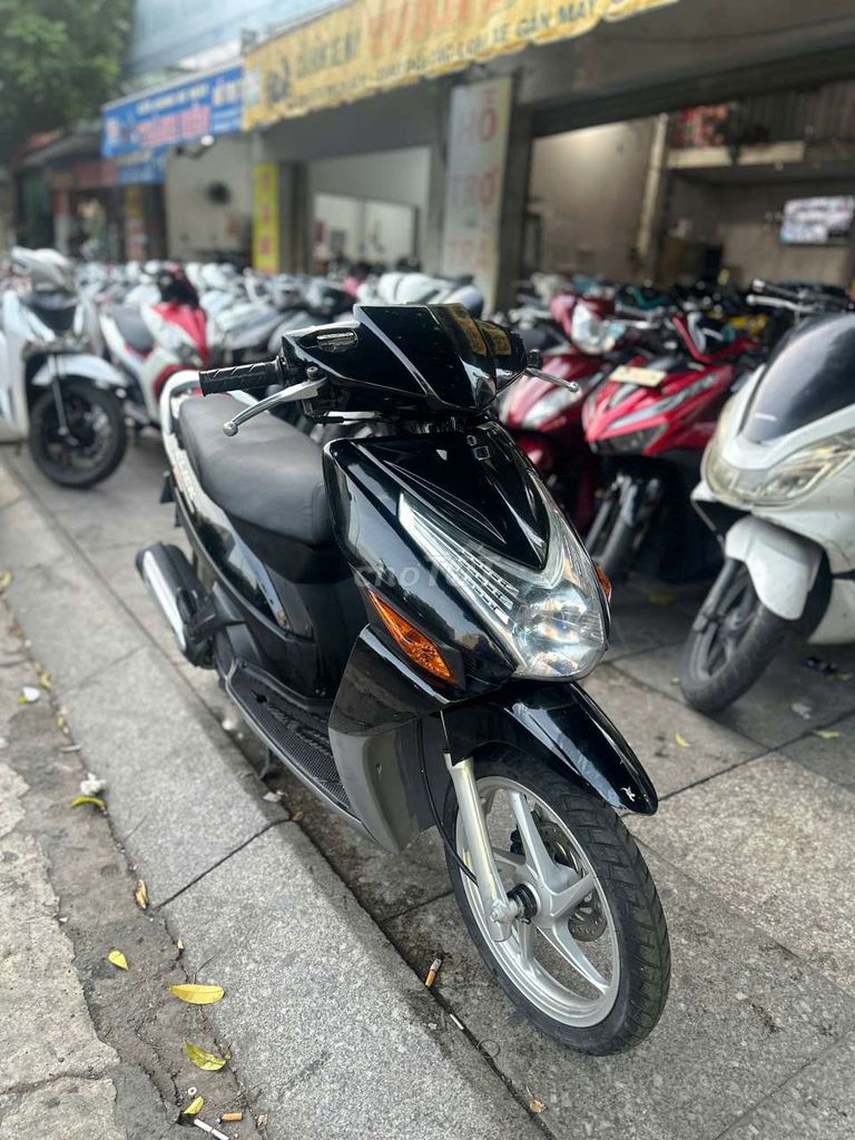 Honda click 2010 mới 90% biển số thành phố. Mua bán Xe máy tại Quận Tân Phú Tp Hồ Chí Minh được đăng bởi Tuanduy hình 1