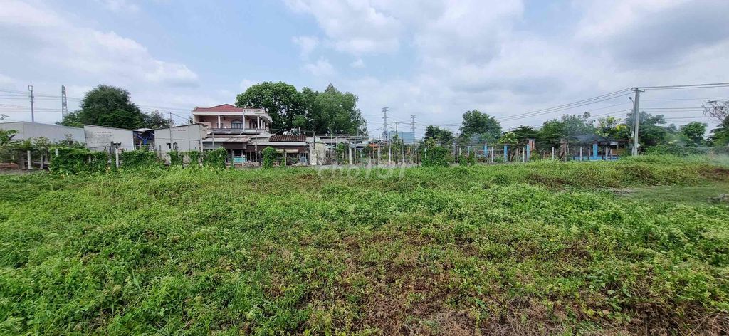 ✅Cần bán gấp mảnh đất nền ven sông Lu , diện tích 6.757m2.