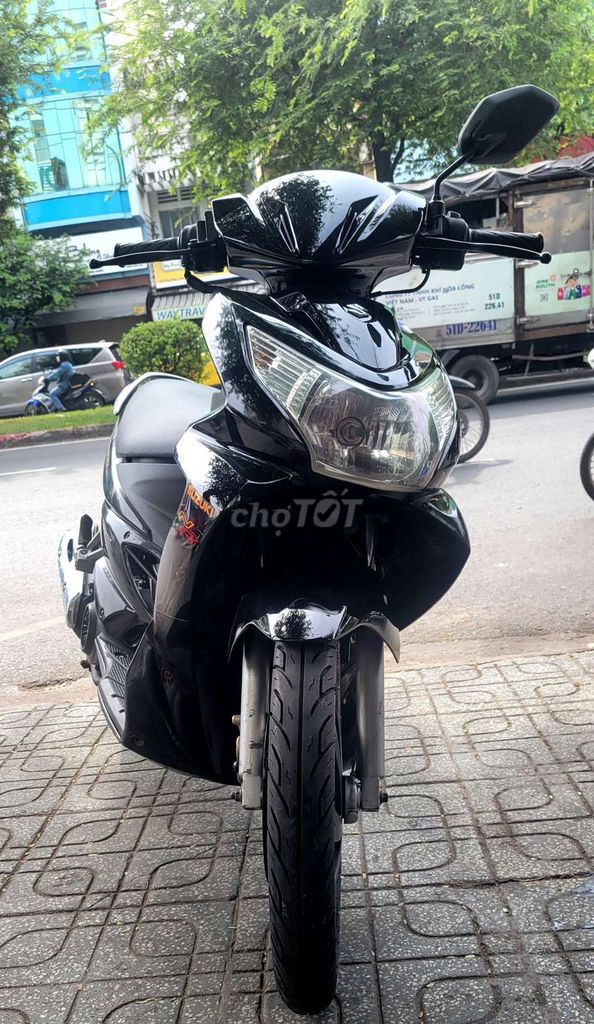 Suzuki Hayate 125 2012 Đen. Mua bán Xe máy tại Quận Bình Thạnh Tp Hồ Chí Minh được đăng bởi Jonh  hình 1