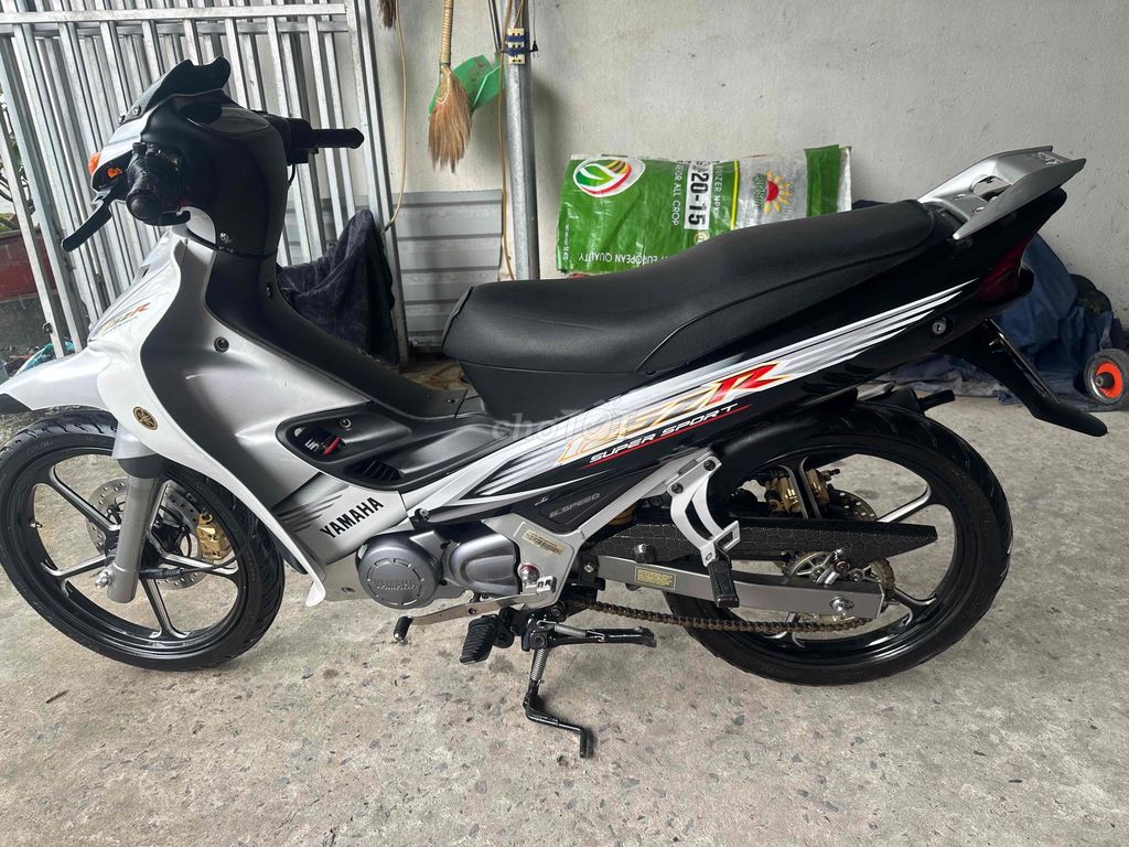 cần bán chiếc Yaz full mới 95%. Mua bán Xe máy tại Huyện Bến Lức Long An được đăng bởi Nguyễn Minh Tuấn hình 4