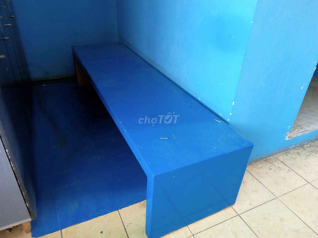 Bàn ghế gỗ dài ngắn, bàn tròn ghế nhựa, bảng nhung
