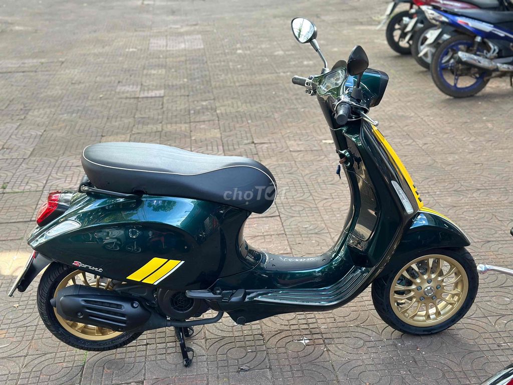 Piaggio Vespa Sprint 2021 Xanh lá. Mua bán Xe máy tại Thành phố Pleiku Gia Lai được đăng bởi Xe Máy Nguyễn Vũ Gialai hình 9