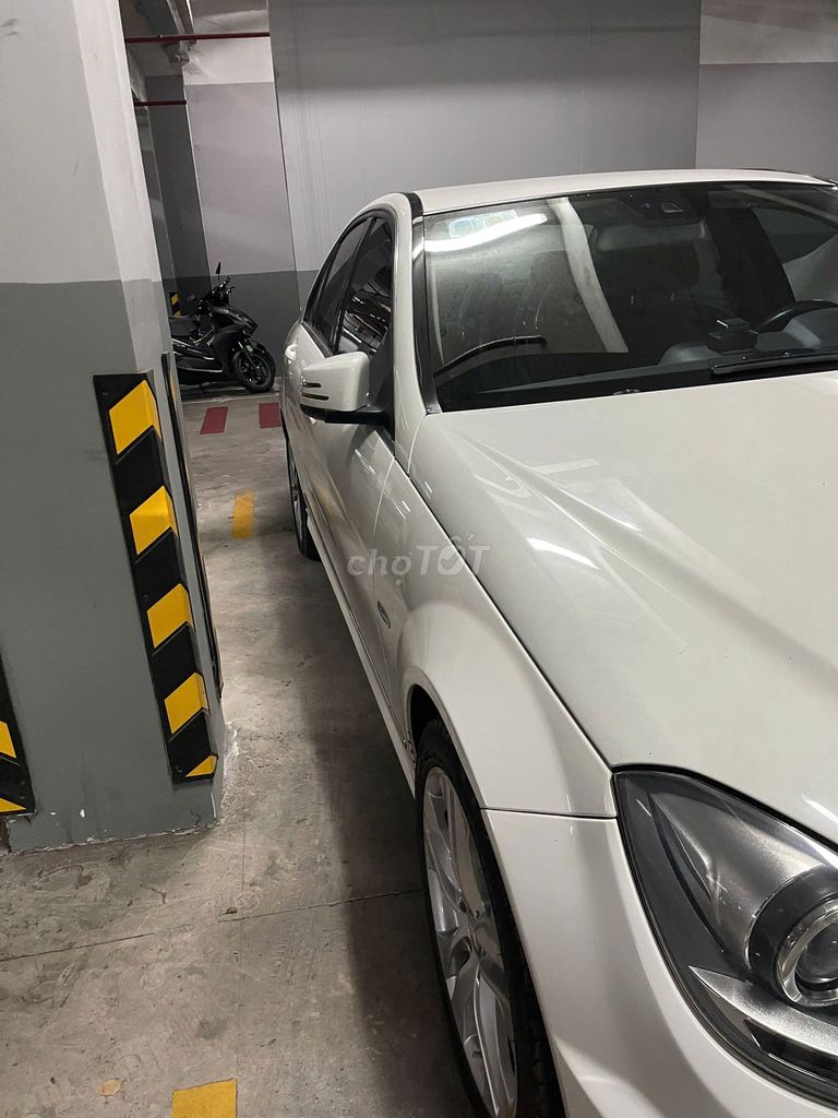 Mercedes Benz C Class 2012 C200 - 115000 km