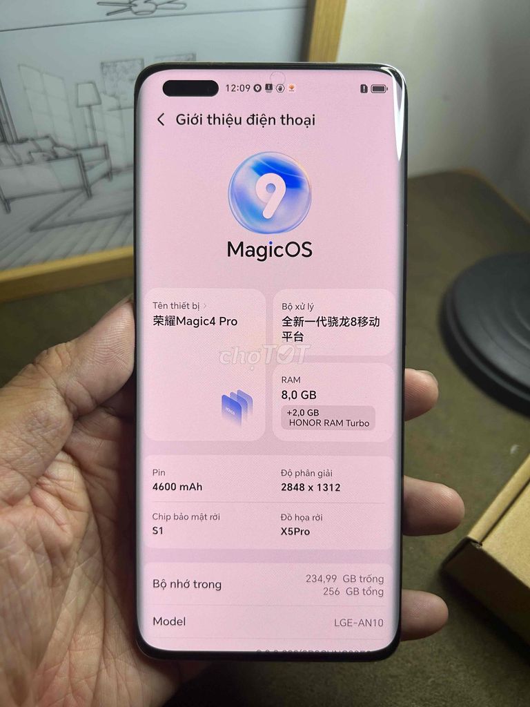 Honor Magic4 Pro 256GB Bạc. Mua bán Điện thoại tại Quận 12 Tp Hồ Chí Minh được đăng bởi PHÚC LỘC THỌ hình 1