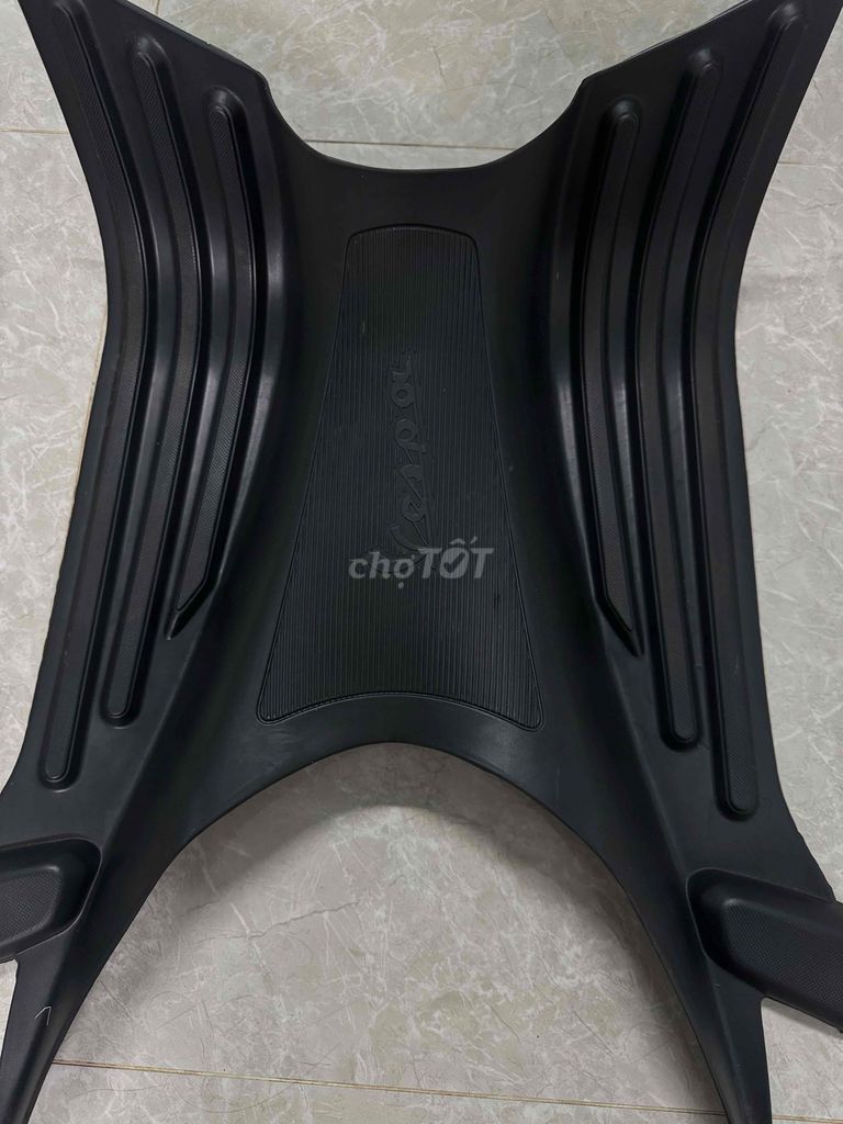 Thảm lót sàn Piaggio Vespa Cao su Đen Mới. Mua bán Phụ tùng xe tại Quận Tân Phú Tp Hồ Chí Minh được đăng bởi Ngọc hình 1