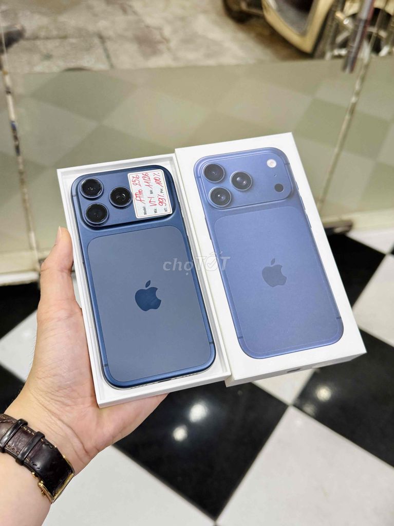iPhone 17 Pro 256GB Xanh VN/A Pin 100% Fullbox. Mua bán Điện thoại tại Quận Đống Đa Hà Nội được đăng bởi Lâm Bảo Tuyên hình 1