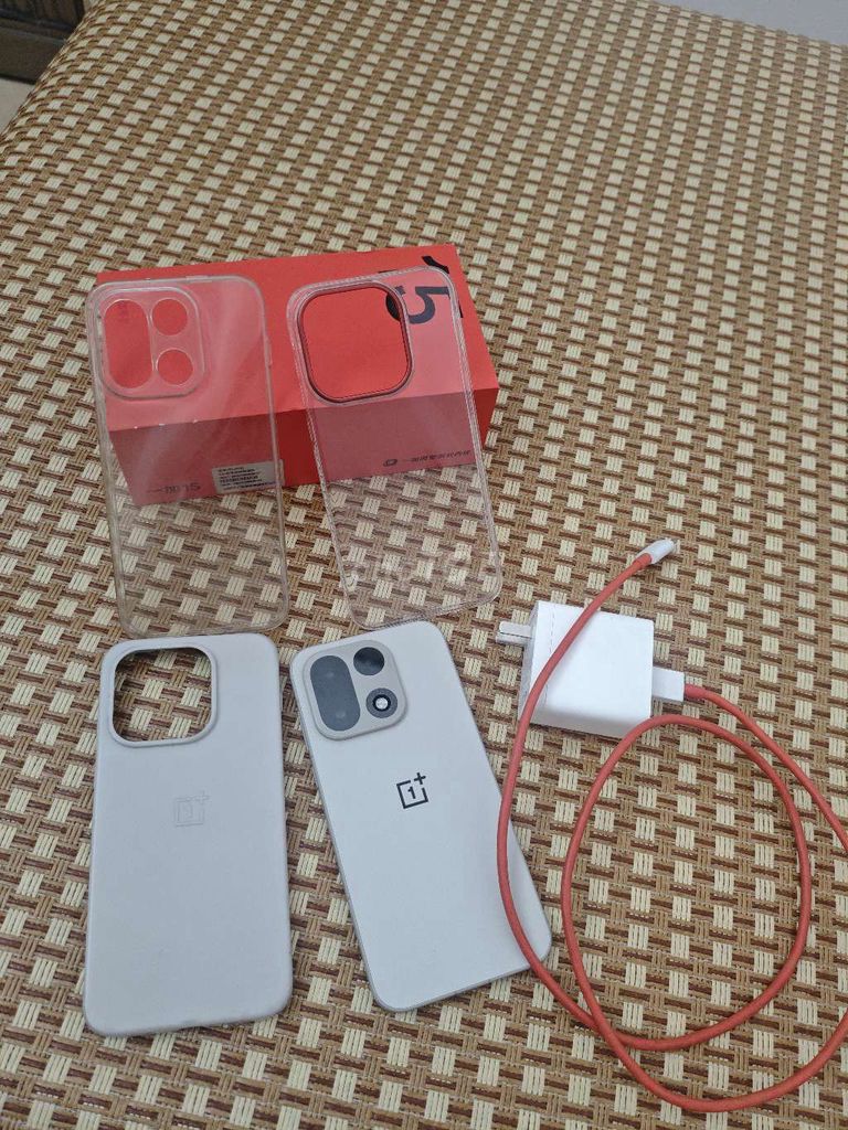 OnePlus 15 12/256G. Mua bán Điện thoại tại Quận Ba Đình Hà Nội được đăng bởi Tiến LP hình 1