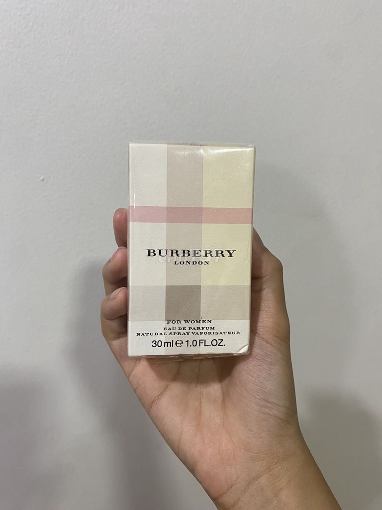 Nước hoa Burberry London Nữ 30ml. Mua bán Nước hoa tại Quận Cầu Giấy Hà Nội được đăng bởi Le Phuong hình 1
