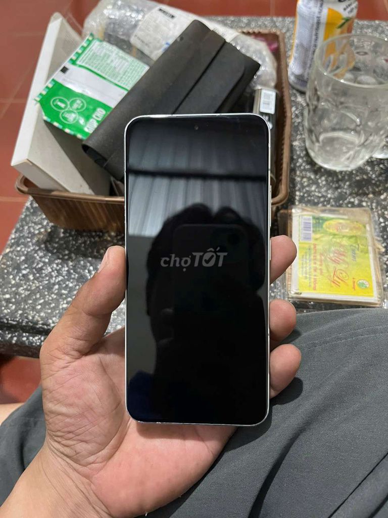 Xiaomi 13 256GB Trắng. Mua bán Điện thoại tại Huyện Ea Kar Đắk Lắk được đăng bởi Lương Văn Hoà hình 1