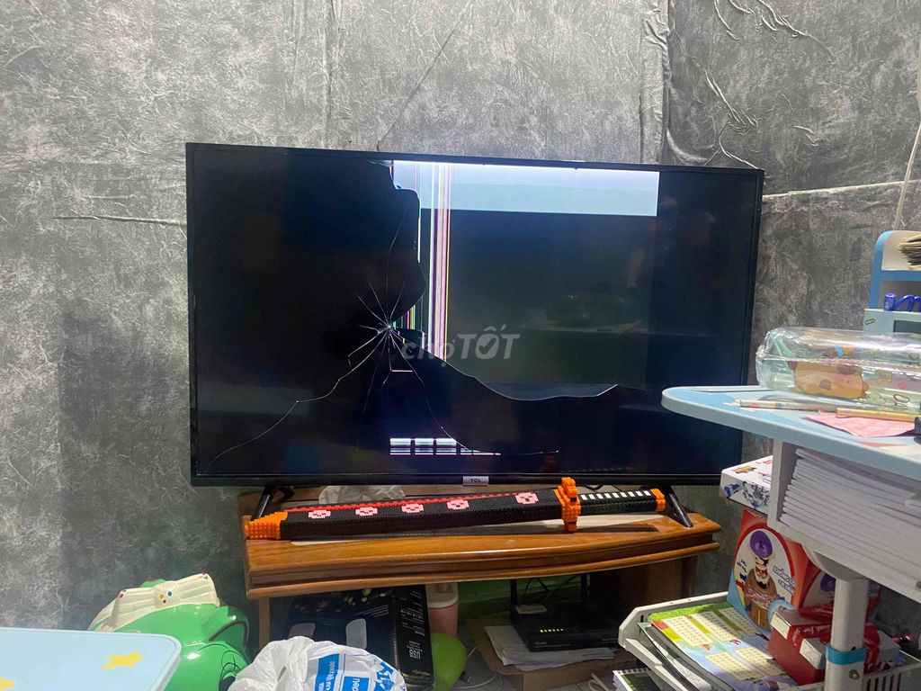 Tivi TCL Màn hình hỏng Sửa chữa/Linh kiện. Mua bán Tivi, Âm thanh tại Quận 5 Tp Hồ Chí Minh được đăng bởi Bùi Hải hình 1